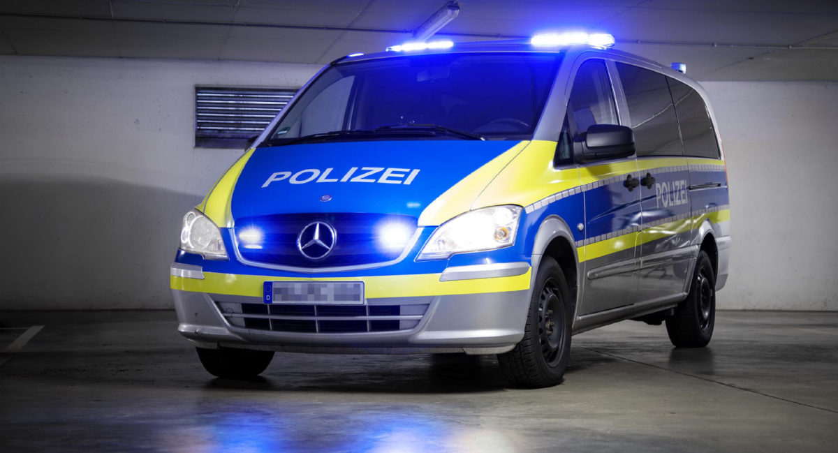 Mercedes Vito Polizeiauto mieten | PropCop Effects & Filmproduktion